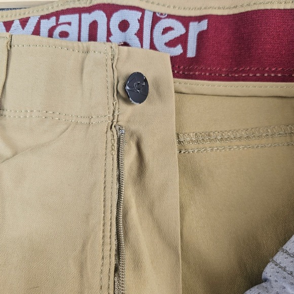 Wrangler Outdoor Series Mens Tan Khaki Stretch Cargo Hiking Pants 30x32 NW780KP - Picture 6 of 11